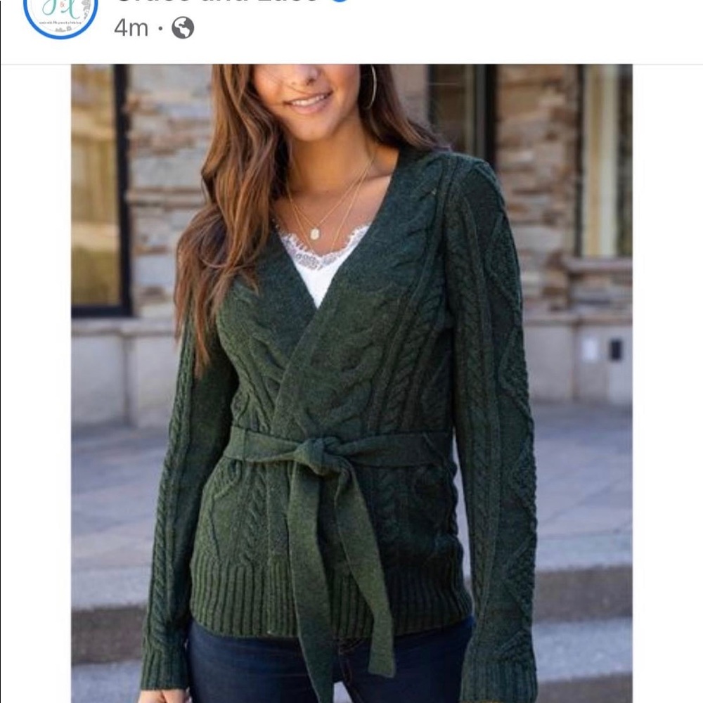 Grace & Lace belted cable sweater cardi in colour Pine - NWT size XS
